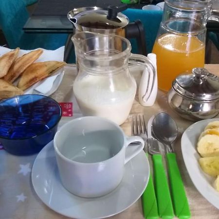 Saiyu Aeropuerto Bed & Breakfast Luque Exterior photo